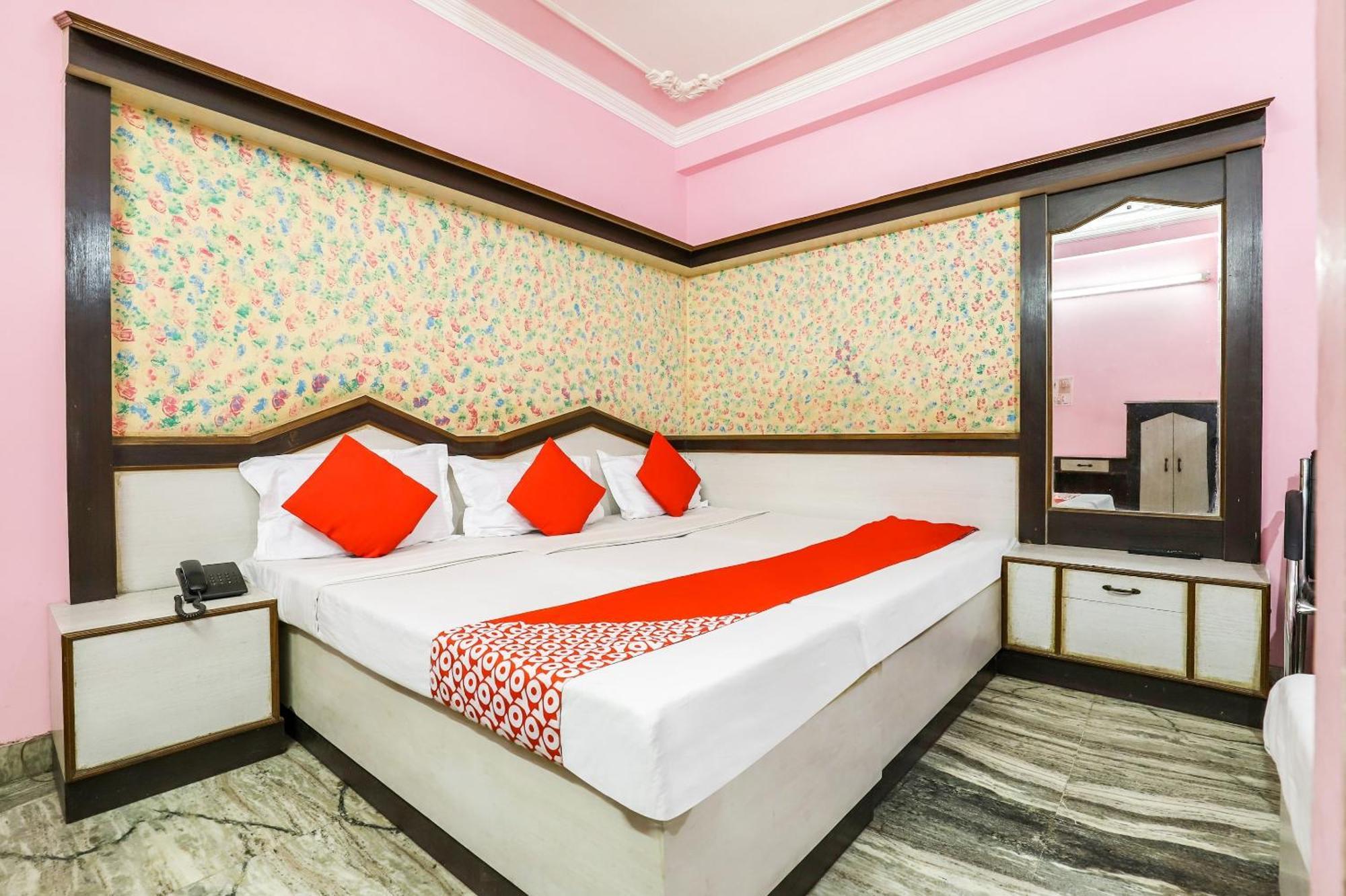 Hotel O Moon Palace Dx Nueva Delhi Exterior foto